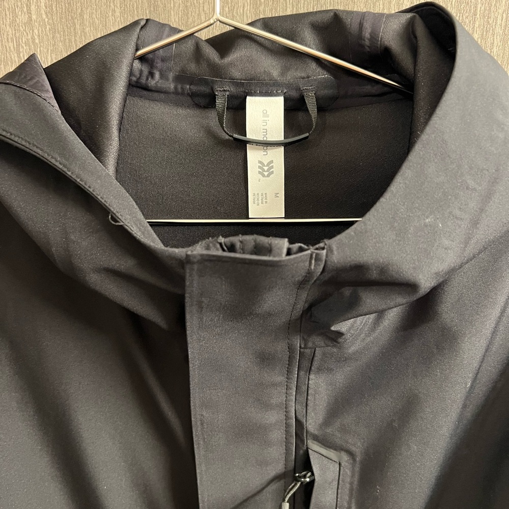 All in Motion- men’s waterproof rain shell jacket- black, M, Hooded - Picture 3 of 4